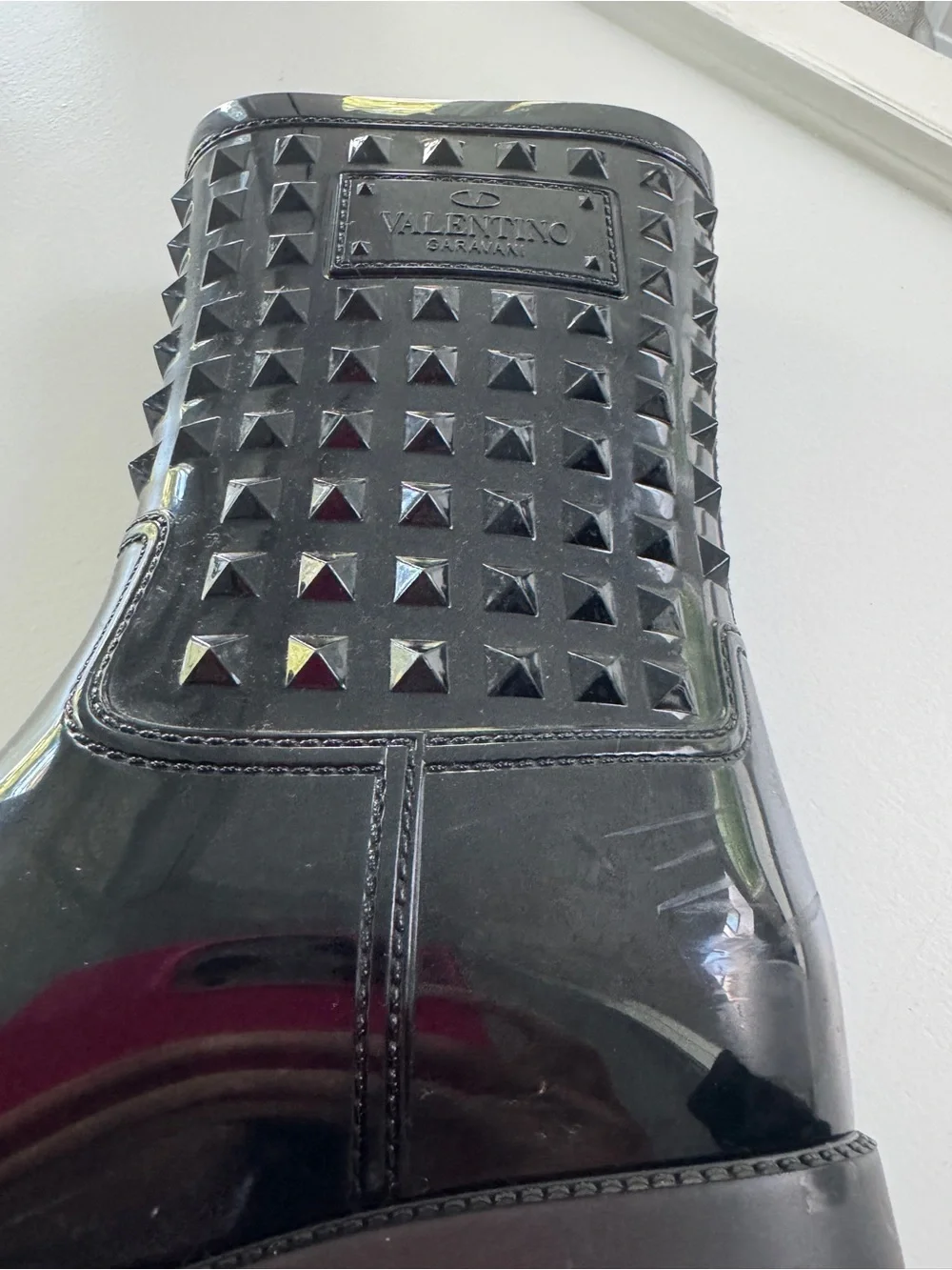 Valentino Garavani Black Gloss Pyramid-Stud Rain Boots